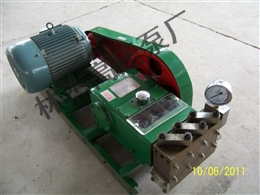 往複式(shi)高壓柱塞泵