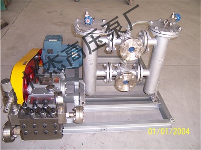 高壓泵中(zhong)的高壓往(wǎng)複泵的應(yīng)用領域